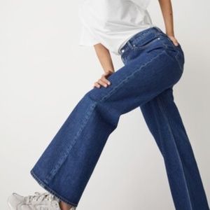& Other Stories Treasure Cut Jeans